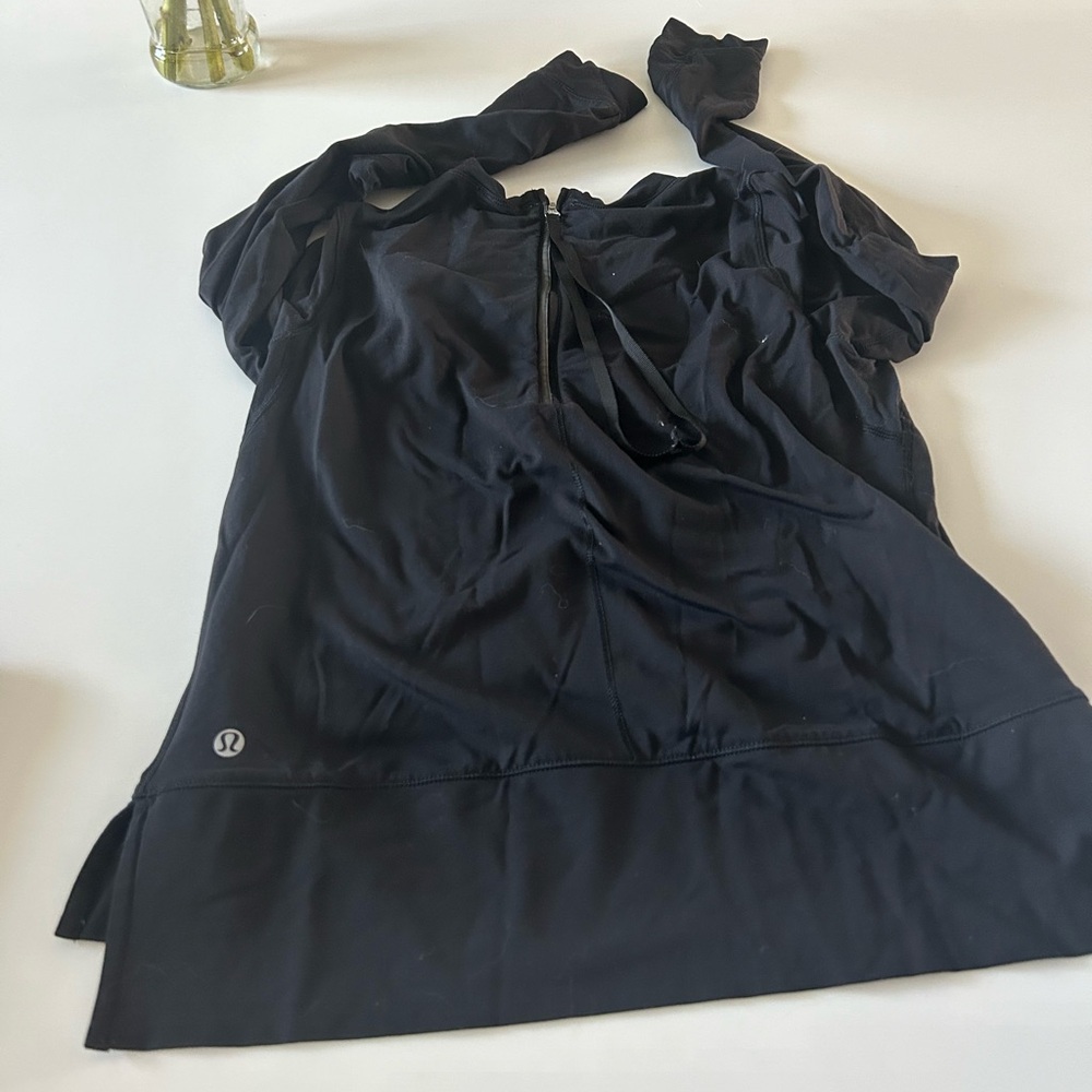 Lulu lemon black long sleeve